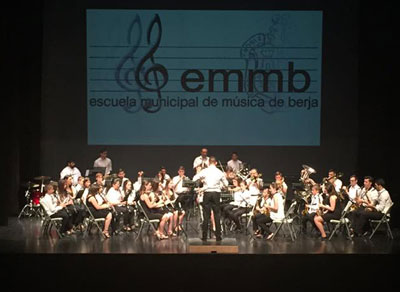 La Escuela Municipal de Música de Berja celebró un concierto con todos sus alumnos 