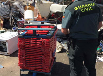 La Guardia Civil detiene al autor del robo de 3000 cajas de plstico para uso agrcola valoradas en 45000