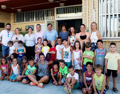 Casi 220 nios de Carboneras participan en la Escuela de Verano 