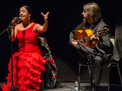 La cantaora almeriense Mara Canet, present ayer Flamencas, un homenaje a voces femeninas del cante