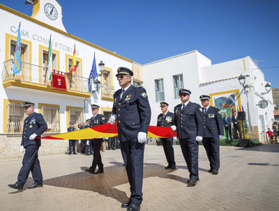 La Polica Local del Bajo Andarax recibe  un caluroso homenaje de sus vecinos
