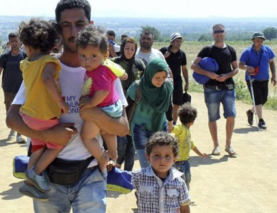 Llegan a Almera 10 refugiados iraques y sirios procedentes de Grecia