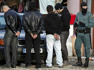 Desmantelada una organizacin criminal relacionada con ms de 80 robos en viviendas y fincas agrcolas de Murcia, Almera y Alicante