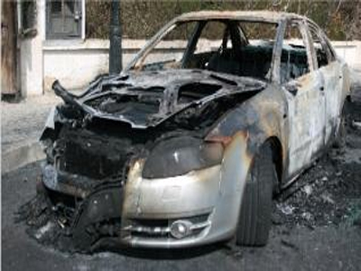 Noticia de Almería 24h: La Policía Local detiene al presunto autor de la quema de vehículos en la calle Leonardo da Vinci