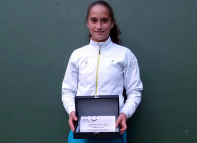 La tenista almeriense M Dolores Lpez, finalista en la primera prueba del Rafa Nadal Tour by MAPFRE sub 14 