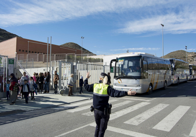 Noticia de Almería 24h: La policía local de Carboneras realizará inspecciones a los vehículos de trasporte escolar y privado, así como a los conductores en carreteras convencionales y vías urbanas