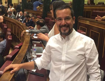 El diputado de Podemos, Sergio Pascual, no obtiene explicaciones a sus preguntas sobre las infraestructuras de la provincia de Almera 