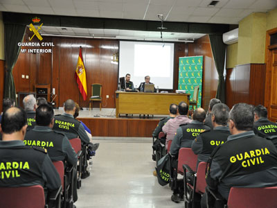 La Agencia Tributaria y la Guardia Civil organizan un Seminario formativo en la Comandancia de Almera