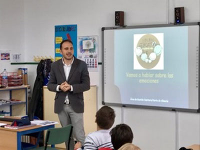 El rea Sanitaria Norte de Almera organiza un taller sobre el buen trato y las relaciones saludables en colegios e institutos 