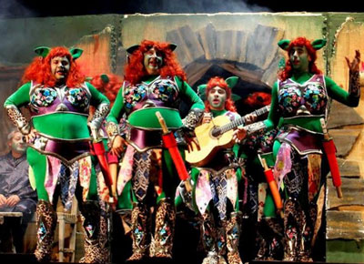 Tabernas vive su gran noche carnavalesca con el XIV Certamen Rafael Martnez Alarcn Veneno   