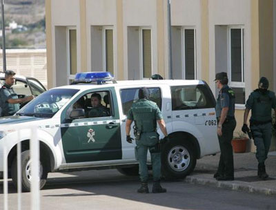 La Guardia Civil detiene tres personas por un delito de robo en una vivienda