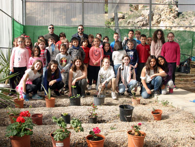 Talleres de jardinera y huerto escolar en Mojcar