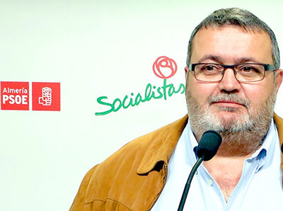El PSOE de Roquetas insiste en que el Ayuntamiento debe investigar las relaciones empresariales de Gabriel Amat
