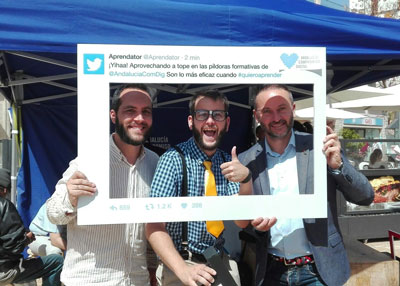 La Junta fomenta el empoderamiento digital sacando a la calle los servicios de Andaluca Compromiso Digital
