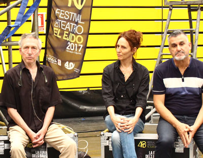 Noticia de Almería 24h: La Fura del Baus regresa a sus orígenes “analógicos” con el estreno nacional de “ADN” en el Festival de Teatro de El Ejido