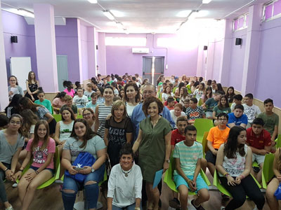 Casi 300 escolares del IES Algazul participan en un taller de prevención ante la drogadicción 