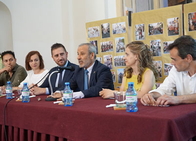 Noticia de Almera 24h: Moros y Cristianos de Benamaurel y Vera se hermanan en la historia