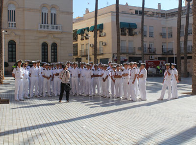 Los Caballeros Guardiamarina de la Armada Espaola  visitan el Casco Histrico de Almera