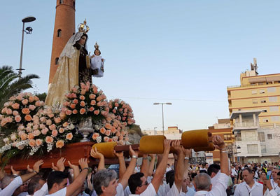 Noticia de Almería 24h: Adra vive con fervor la festividad de la patrona de los marineros