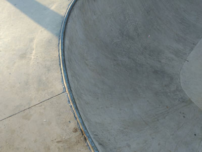 Noticia de Almera 24h: IU Roquetas alerta de defectos en la construccin de la pista de skate de Los Bajos que hacen peligroso su uso