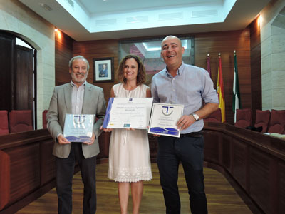 La oficina de turismo de Mojcar recibe el sello de calidad SICTED promovido por la secretaria de estado de turismo