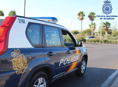 La Polica Nacional detiene a un individuo por dos robos con violencia en comercios de Almera 