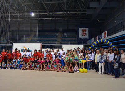 Un total de 395 nias de 12 provincias conviven y practican deporte en la 16 Olimpiada del Club Almedina 