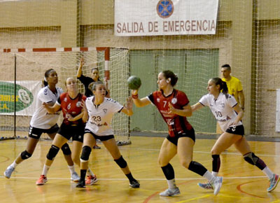 BM. Roquetas cae en casa ante un slido BM. Alcobendas