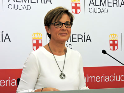 El PSOE pide al PP una estrategia para favorecer el retorno del talento de los jvenes emigrados por la crisis