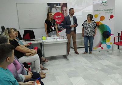 Gira Mujeres. El programa de apoyo a emprendedoras y empresarias de Coca Cola y Andaluca Emprende llega a Almera