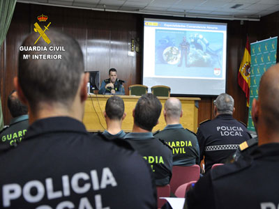 Prevencin y Proteccin Antiterrorista en la primera jornada formativa de la Guardia Civil con Policas Locales de los municipios almerienses