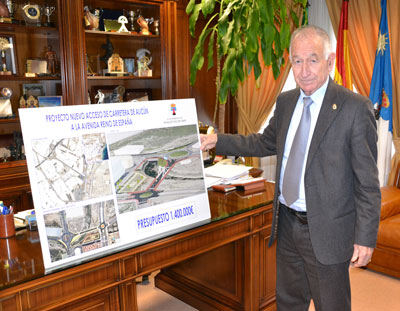 El alcalde anuncia la construcción de un puente que una la variante y la Avenida Reino de España de Las Salinas