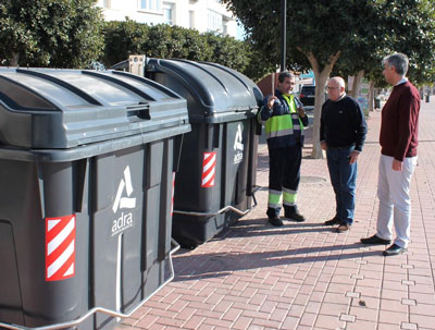 Ms de 40 nuevos contenedores mejorarn el servicio de recogida de residuos