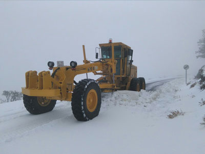 Restablecido el trfico en las carreteras afectadas por la nieve y el hielo