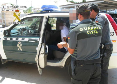Noticia de Almería 24h: La Operación Bacro acaba con cuatro personas detenidas que se unían para delinquir 