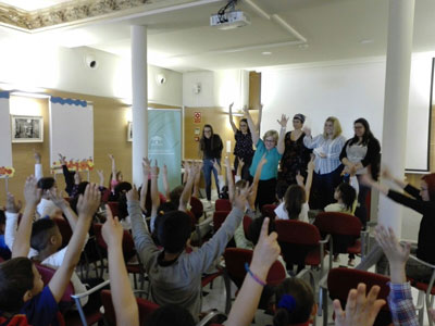 El Instituto Andaluz de la Mujer abre las puertas de su biblioteca al alumnado del Colegio Juan Ramn Jimnez