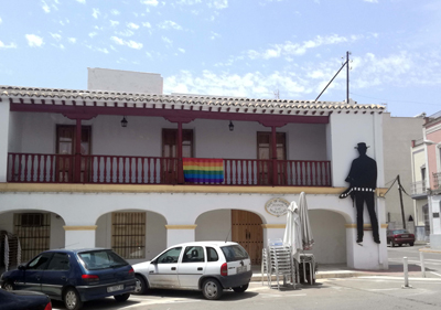 Noticia de Almera 24h: La bandera arcoris luce en Tabernas 