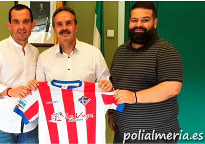 Visita al Delegado de la Junta de Andaluca al Club Polideportivo Almera