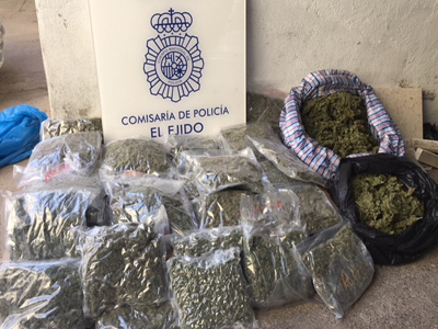 La Policía Nacional aborta en El Ejido la venta de 26 kilos de marihuana que iba a ser distribuida al este de Europa
