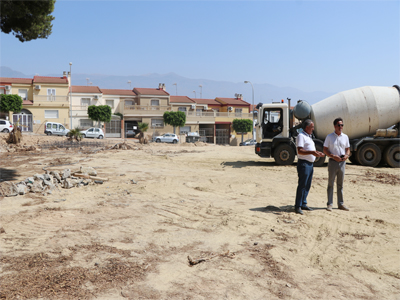 Noticia de Almera 24h: En marcha las obras de reconversin de la Plaza Garca Lorca en un gran parque pblico para uso infantil y deportivo