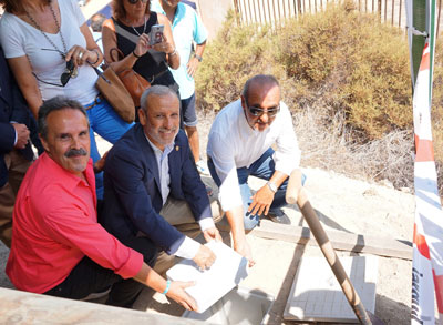 Noticia de Almería 24h: Colocada la primera piedra de consolidación del Cerro del Espíritu Santo