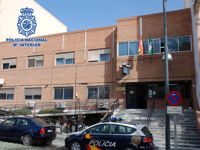 Noticia de Almería 24h: Una pareja secuestra a un discapacitado al que golpean y amenazan para robarle su dinero