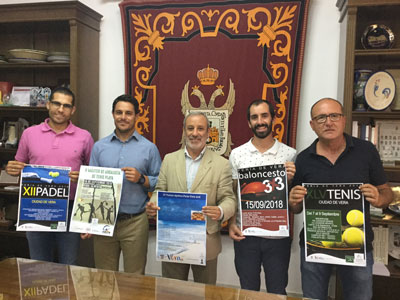 Noticia de Almería 24h: El Ayuntamiento de Vera firma con Citroën Salinas Car un acuerdo de patrocinio de eventos deportivos 