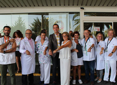 El Complejo Hospitalario Torrecrdenas muestra su apoyo a la campaa -Enciende la Esperanza - contra el cncer infantil