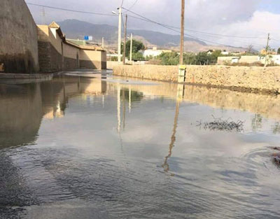 La rotura tres das consecutivos de una misma tubera causa inundaciones diarias desde el domingo en Hurcal de Almera 