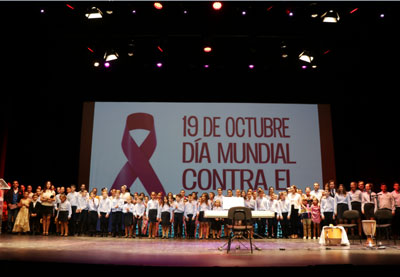 Noticia de Almería 24h: El Ejido ¡Levanta la mano! en la lucha contra el cáncer de mama