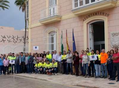 Noticia de Almería 24h: Concentración en Carboneras contra el cierre de la planta de CEMEX en Gádor
