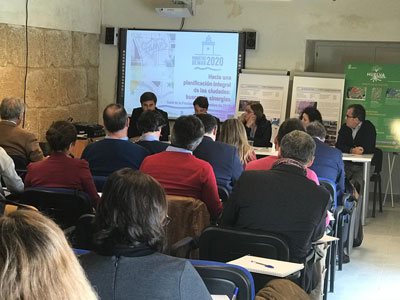 Roquetas de Mar protagonista de las Jornadas EDUSI organizada por la FAMP en Conil de la Frontera (Cdiz)