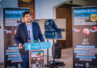 Noticia de Almería 24h: Roquetas de Mar viaja al espacio con la iniciativa Space Talks y de la mano de la Agencia Espacial Europea 