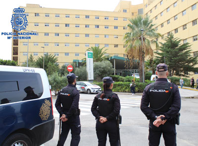 Detenidas tres mujeres por agredir al personal sanitario del Hospital Torrecrdenas